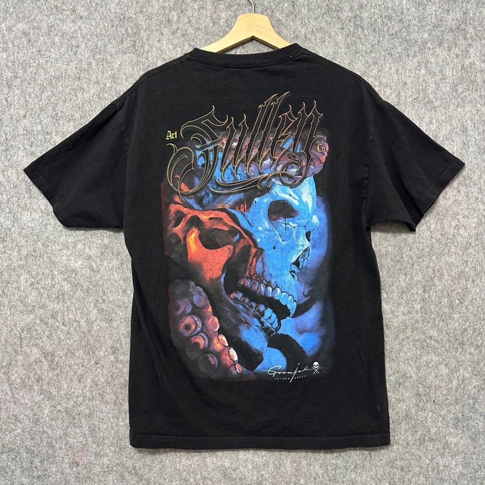 Sullen Art Collective Men's‎ Black T-Shirt Large Skull Graphic Tattoo Art Driven